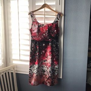Beautiful Tahari Cherry Blossom Dress